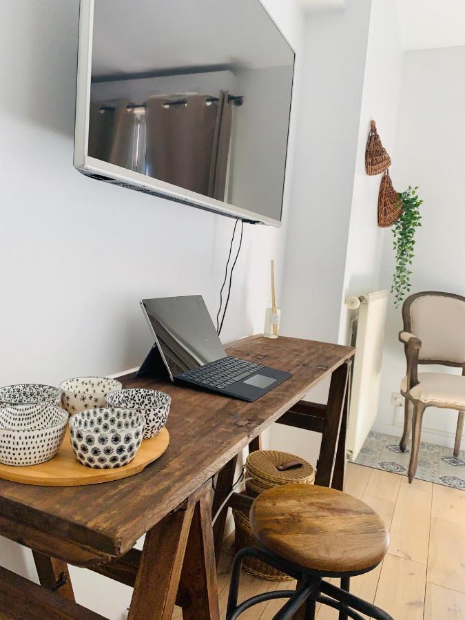 Homestay Luxe La Defense U-arena