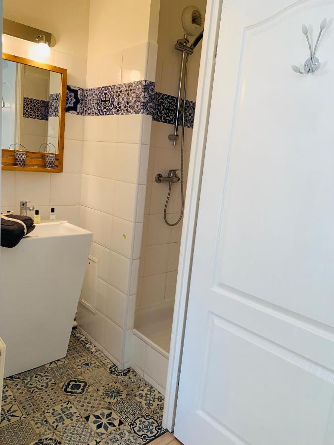 Homestay Luxe La Defense U-arena