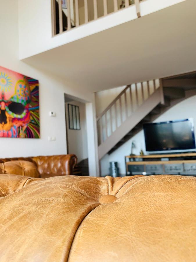 Homestay Luxe La Defense U-arena