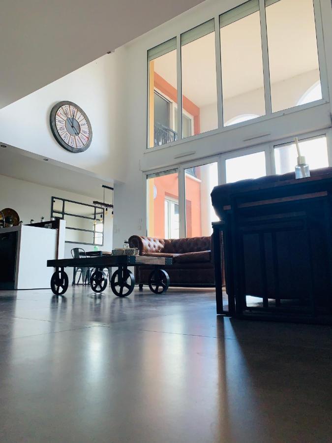 Homestay Luxe La Defense U-arena *